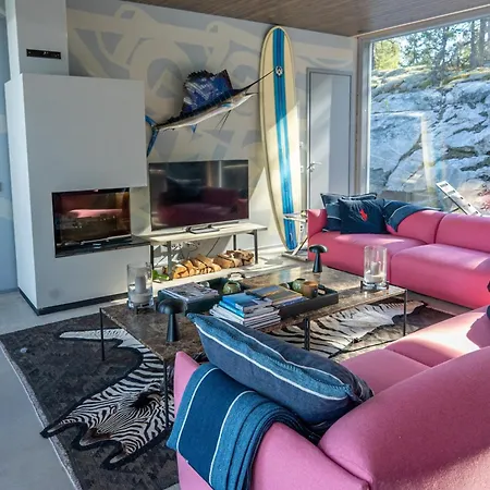 Charlotte - New, Stylish, Luxurious Villa Västanfjärd
