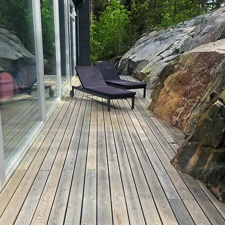 Charlotte - New, Stylish, Luxurious Västanfjärd